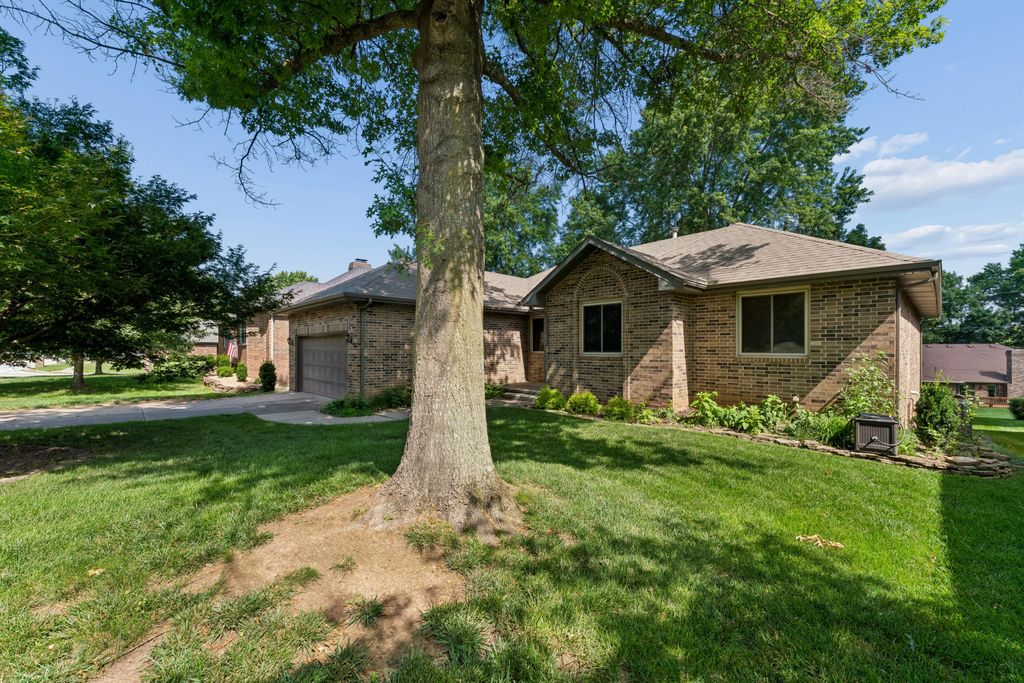 4107 E Latoka Street, Springfield, MO 65809