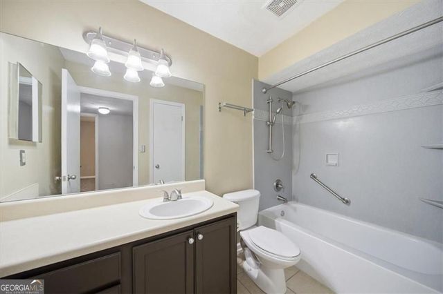 3120 Seven Pines Court 205, Atlanta, GA 30339