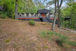 160 Bridlewood Drive, Gadsden, AL 35901
