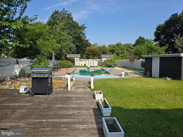 376 WHITE HORSE AVE, Hamilton, NJ 08610