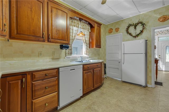 488 Buffalo St, Beaver, PA 15009