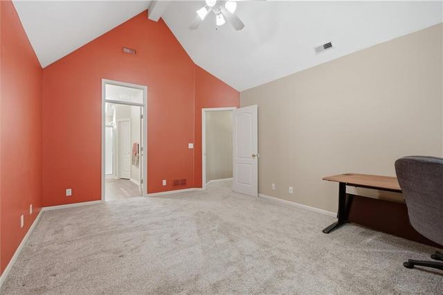 5627 NW 81st Terrace, Kansas City, MO 64151