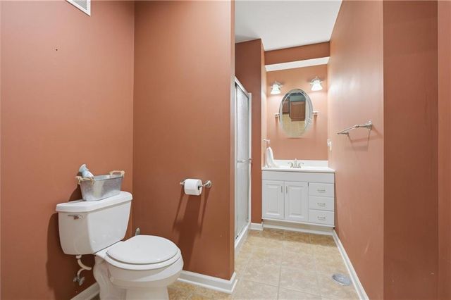 5627 NW 81st Terrace, Kansas City, MO 64151