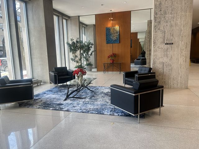 4800 S Chicago Beach Drive 2212, Chicago, IL 60615