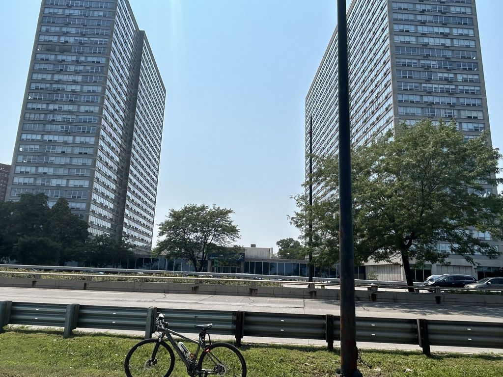 4800 S Chicago Beach Drive 2212, Chicago, IL 60615