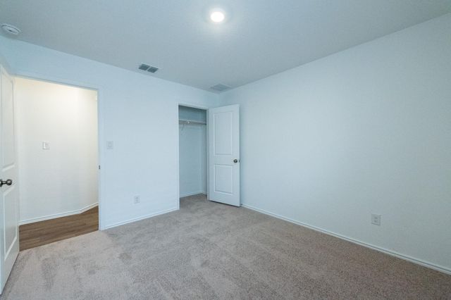 247 Alamito Ave, Kyle, TX 78640