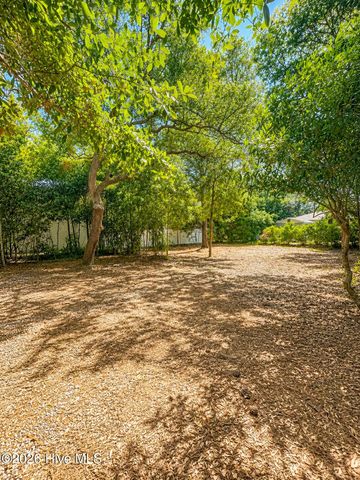 140 NE 6th Street, Oak Island, NC 28465