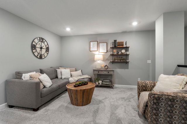 8721 Park Avenue NE, Otsego, MN 55330