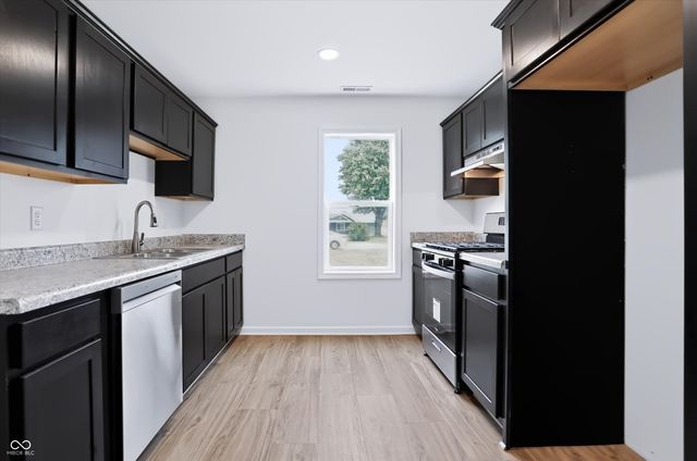 2658 S McClure Street, Indianapolis, IN 46241