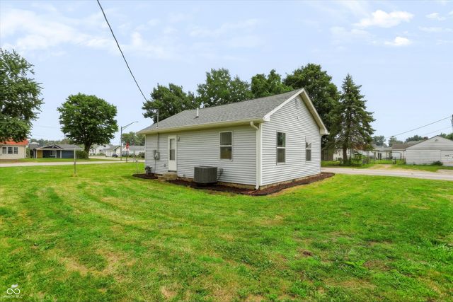 2658 S McClure Street, Indianapolis, IN 46241