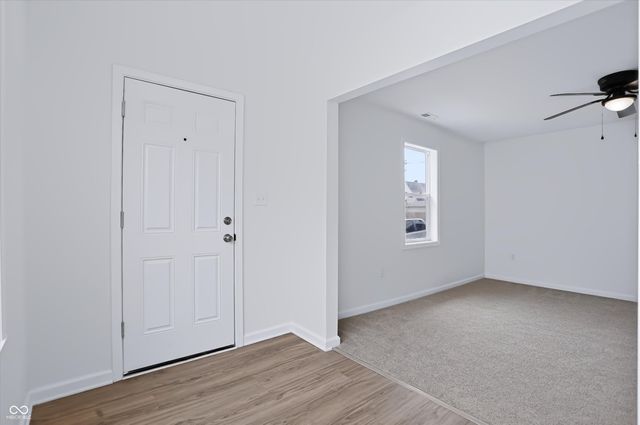 2658 S McClure Street, Indianapolis, IN 46241