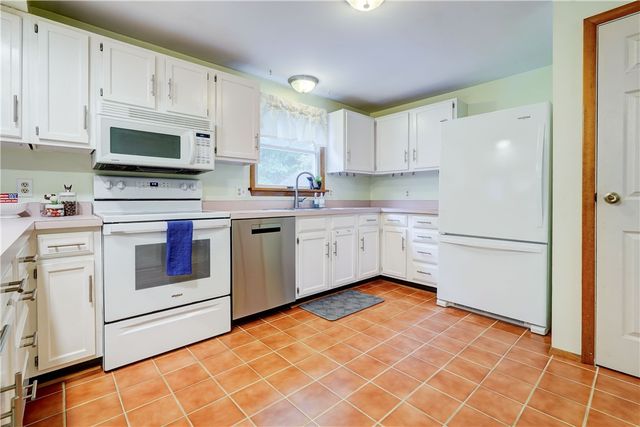1596 Waterford Road, Walworth, NY 14568