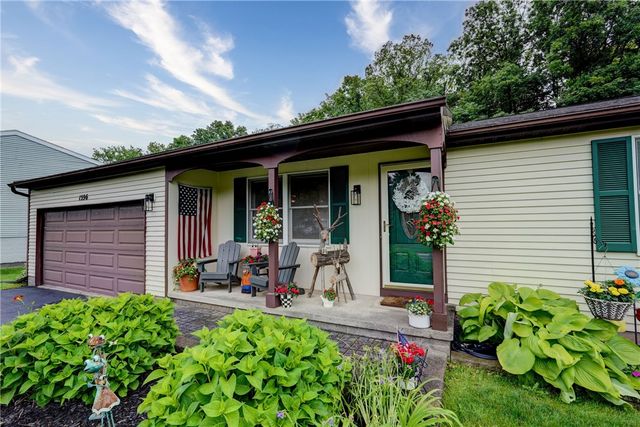 1596 Waterford Road, Walworth, NY 14568