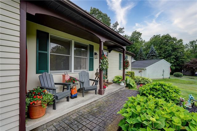 1596 Waterford Road, Walworth, NY 14568