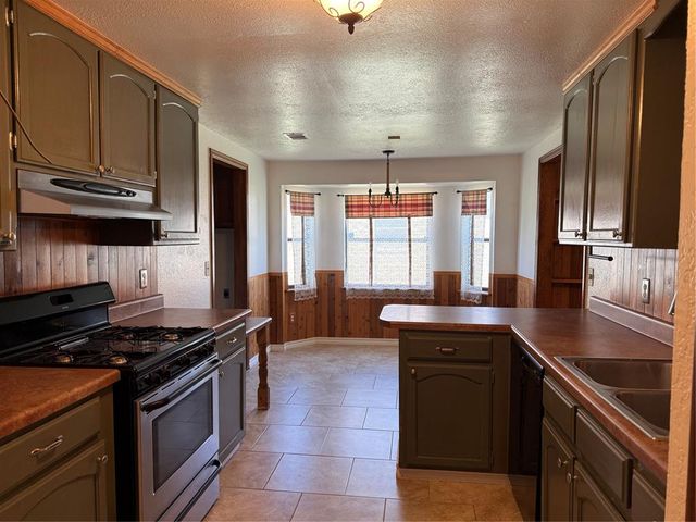 1071 Raintree Mansion, Yukon, OK 73099