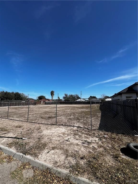 0000 N Maple Street, Alton, TX 78573