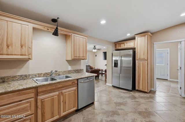 9700 E Nicaragua Place, Tucson, AZ 85730