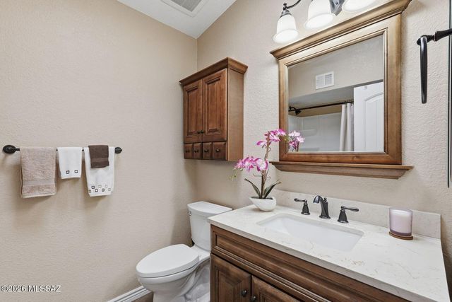 9700 E Nicaragua Place, Tucson, AZ 85730