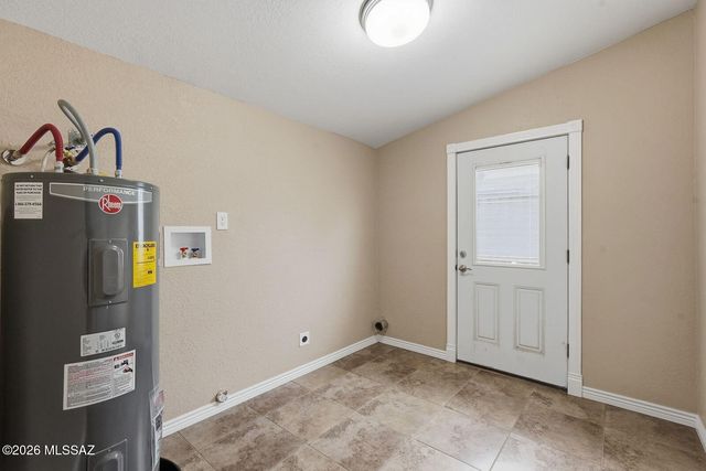 9700 E Nicaragua Place, Tucson, AZ 85730