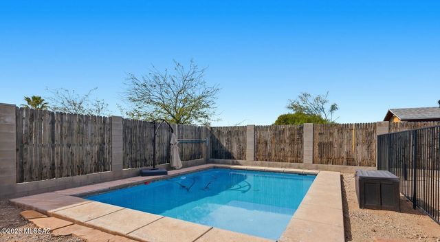 9700 E Nicaragua Place, Tucson, AZ 85730
