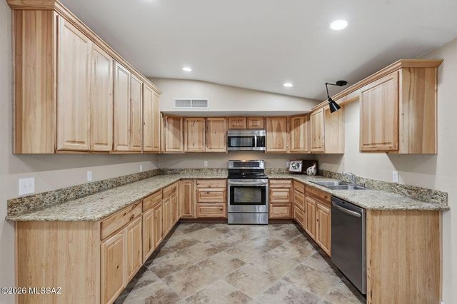 9700 E Nicaragua Place, Tucson, AZ 85730