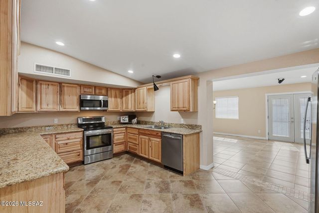 9700 E Nicaragua Place, Tucson, AZ 85730