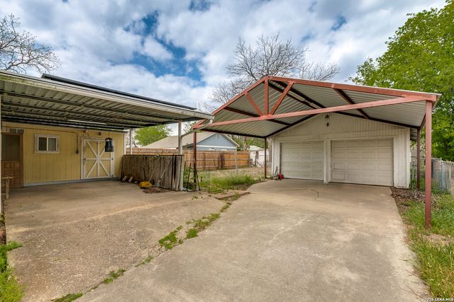157 Kaine, San Antonio, TX 78214