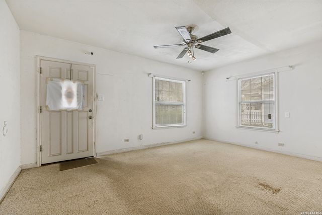 157 Kaine, San Antonio, TX 78214