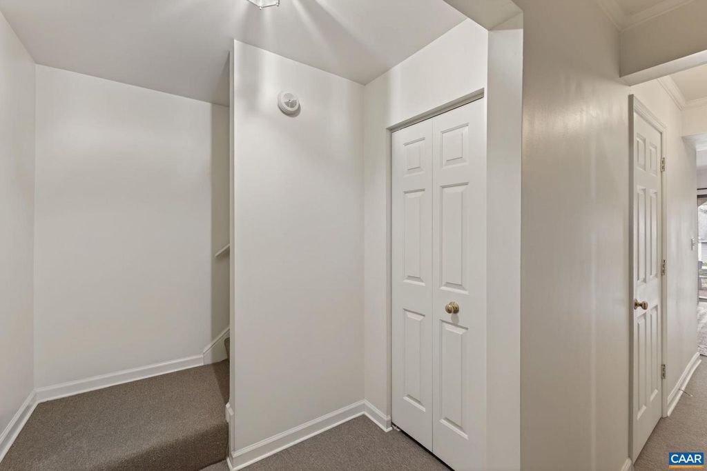 Image 29 of property listing at 1247 MAPLE VIEW DR, Charlottesville, VA 22902