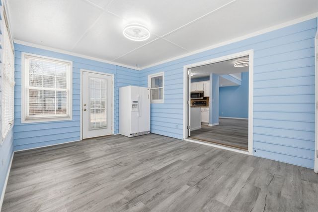 934 Tiffany Ln., North Myrtle Beach, SC 29582