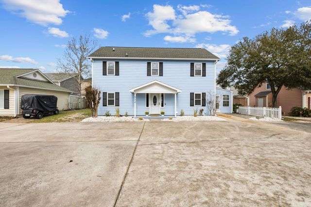 934 Tiffany Ln., North Myrtle Beach, SC 29582
