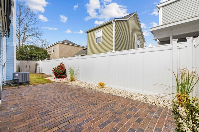 934 Tiffany Ln., North Myrtle Beach, SC 29582