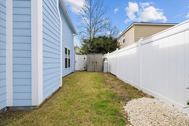 934 Tiffany Ln., North Myrtle Beach, SC 29582