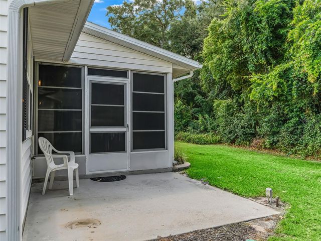 1103 BEN HOPE, Leesburg, FL 34788