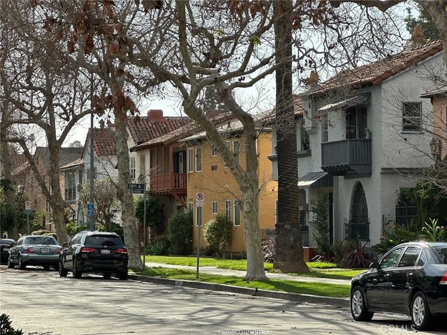 4291 Garthwaite, Los Angeles, CA 90008