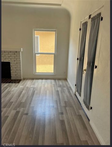 4291 Garthwaite, Los Angeles, CA 90008