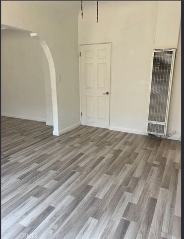 4291 Garthwaite, Los Angeles, CA 90008