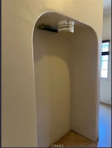 4291 Garthwaite, Los Angeles, CA 90008