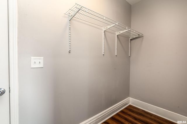 609 S POPLAR Street, Carbondale, IL 62901