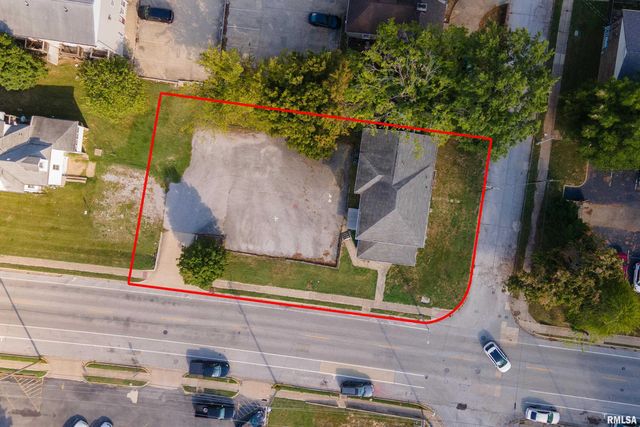 609 S POPLAR Street, Carbondale, IL 62901