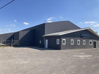 700 N 20th Street, Springfield, MI 49037