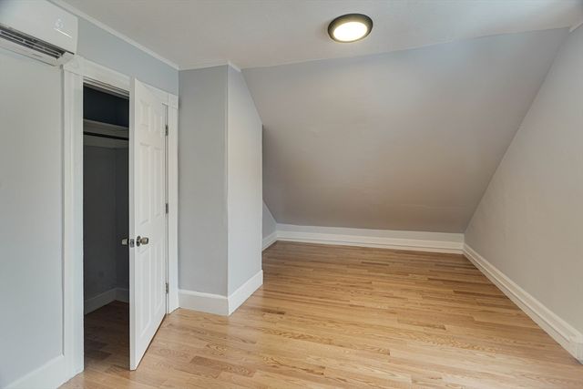 24 Dunlap St 3, Salem, MA 01970