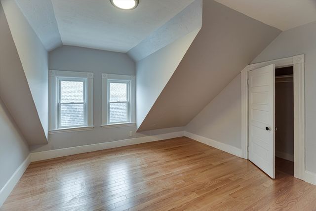 24 Dunlap St 3, Salem, MA 01970