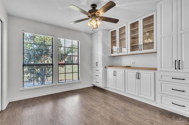 176 Millet Cir, Gonzalez, FL 32533