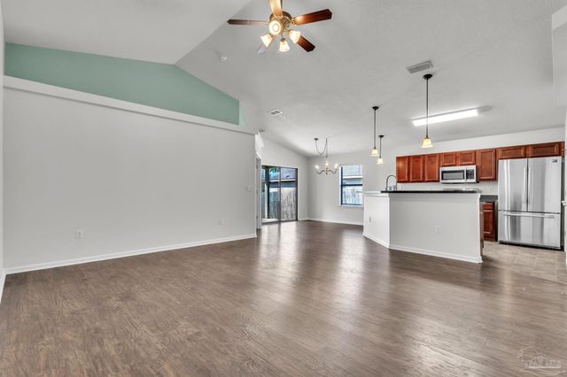 176 Millet Cir, Gonzalez, FL 32533