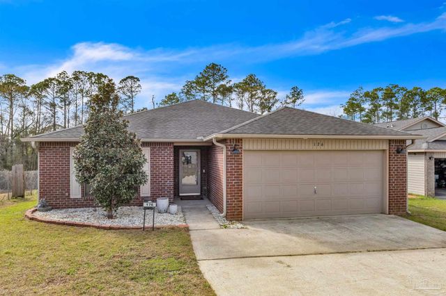 176 Millet Cir, Gonzalez, FL 32533