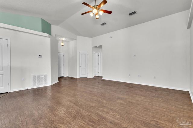 176 Millet Cir, Gonzalez, FL 32533