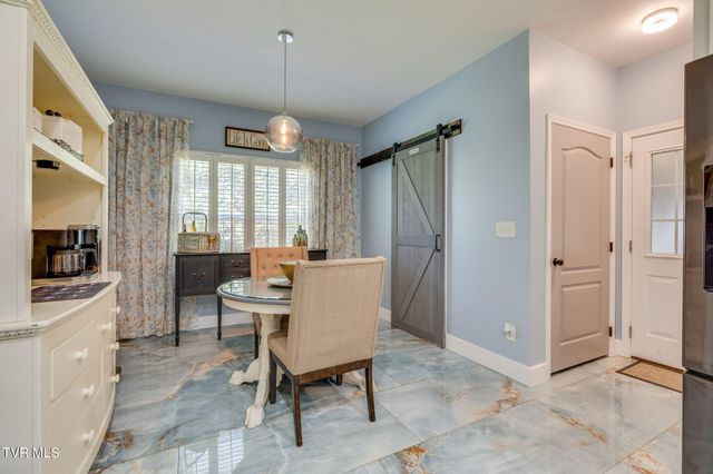 477 Sand Ridge Circle, Jonesborough, TN 37659