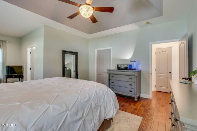 477 Sand Ridge Circle, Jonesborough, TN 37659