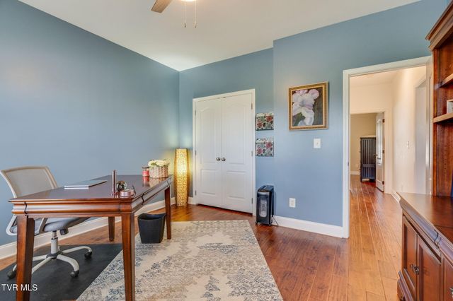 477 Sand Ridge Circle, Jonesborough, TN 37659
